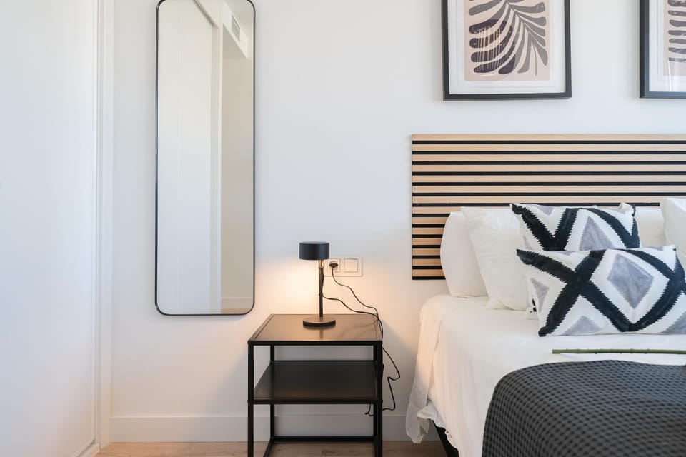 Bed, Photo of the whole room