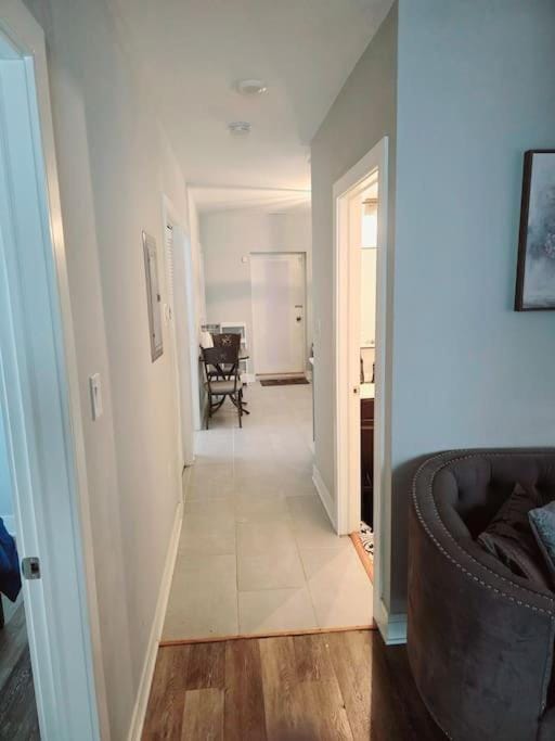 Cozy & Near Downtown & Hyde Park Apartment in Chicago