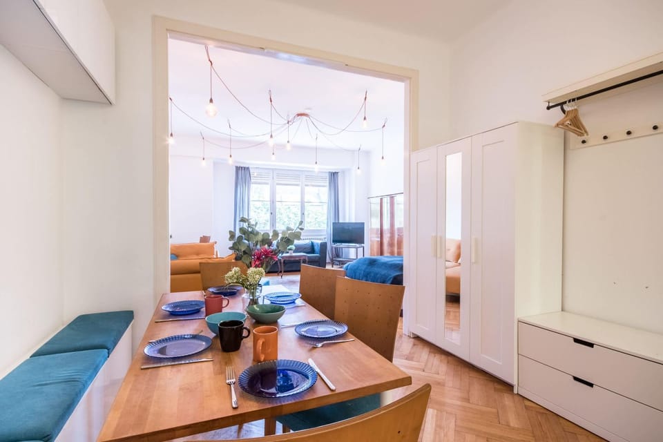 Central - Spacious - Classic Charm Apartment in Budapest