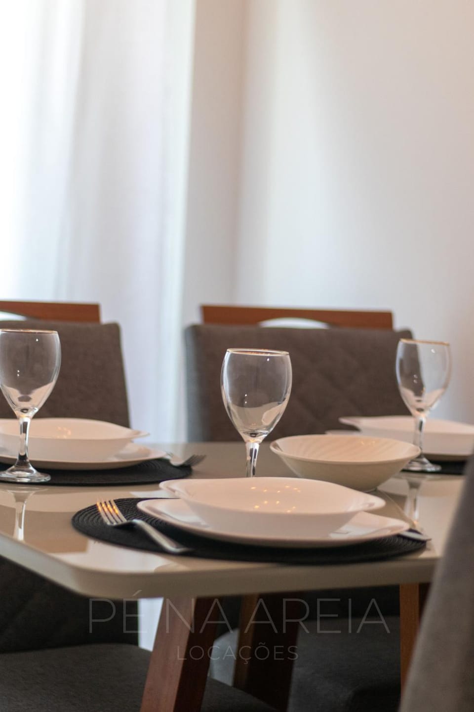 Dining area, Text overlay, Family