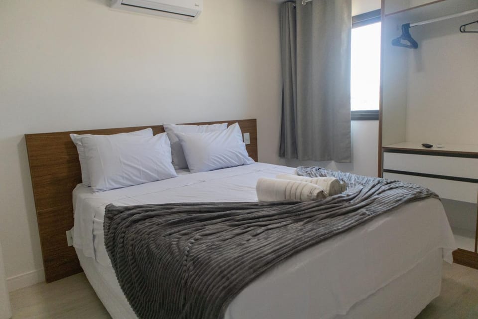 Vista Mar a 50m da Praia dos Anjos - 2 Quartos com Varanda e Churrasqueira - Piscinas Adulto e Infantil, Sauna, Academia e Cinema - Portaria 24h e 2 Vagas Cobertas House in Vila Canaa