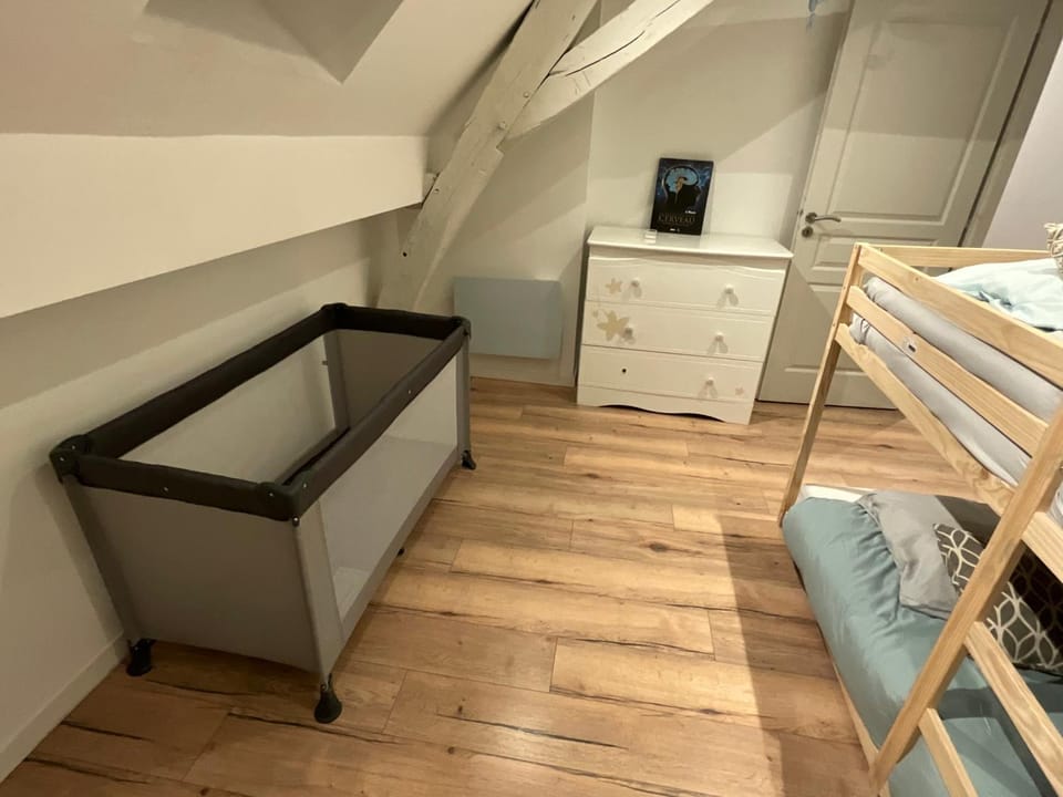 La chambre des petits voyageurs Vacation rental in Dijon