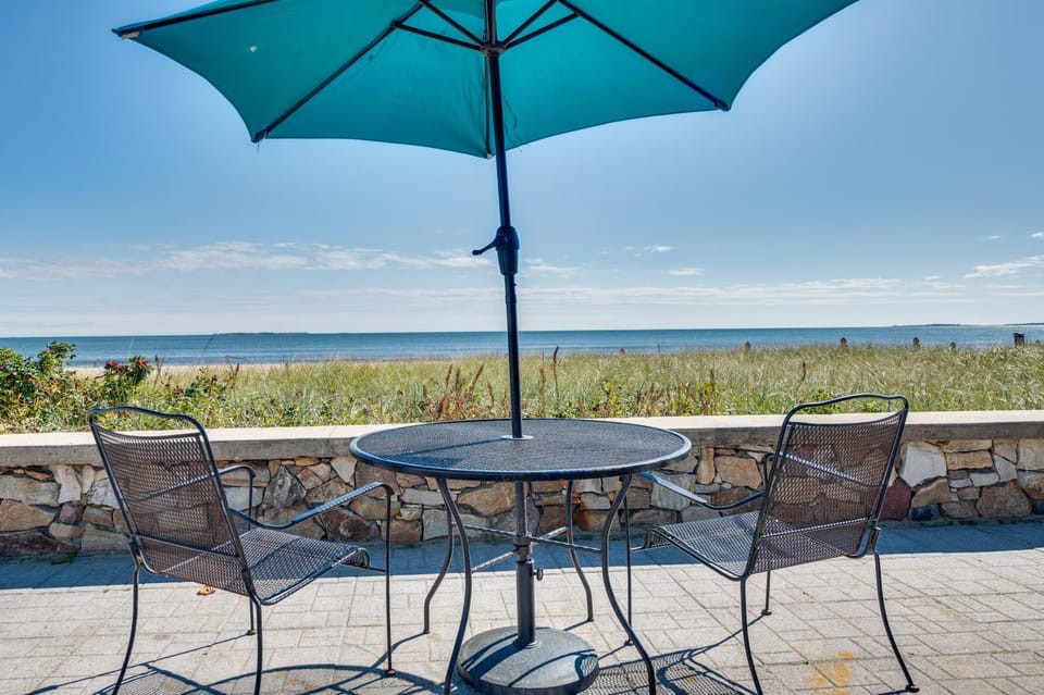 'Beachfront 14' Condo on Old Orchard Beach Apartment in Old Orchard Beach