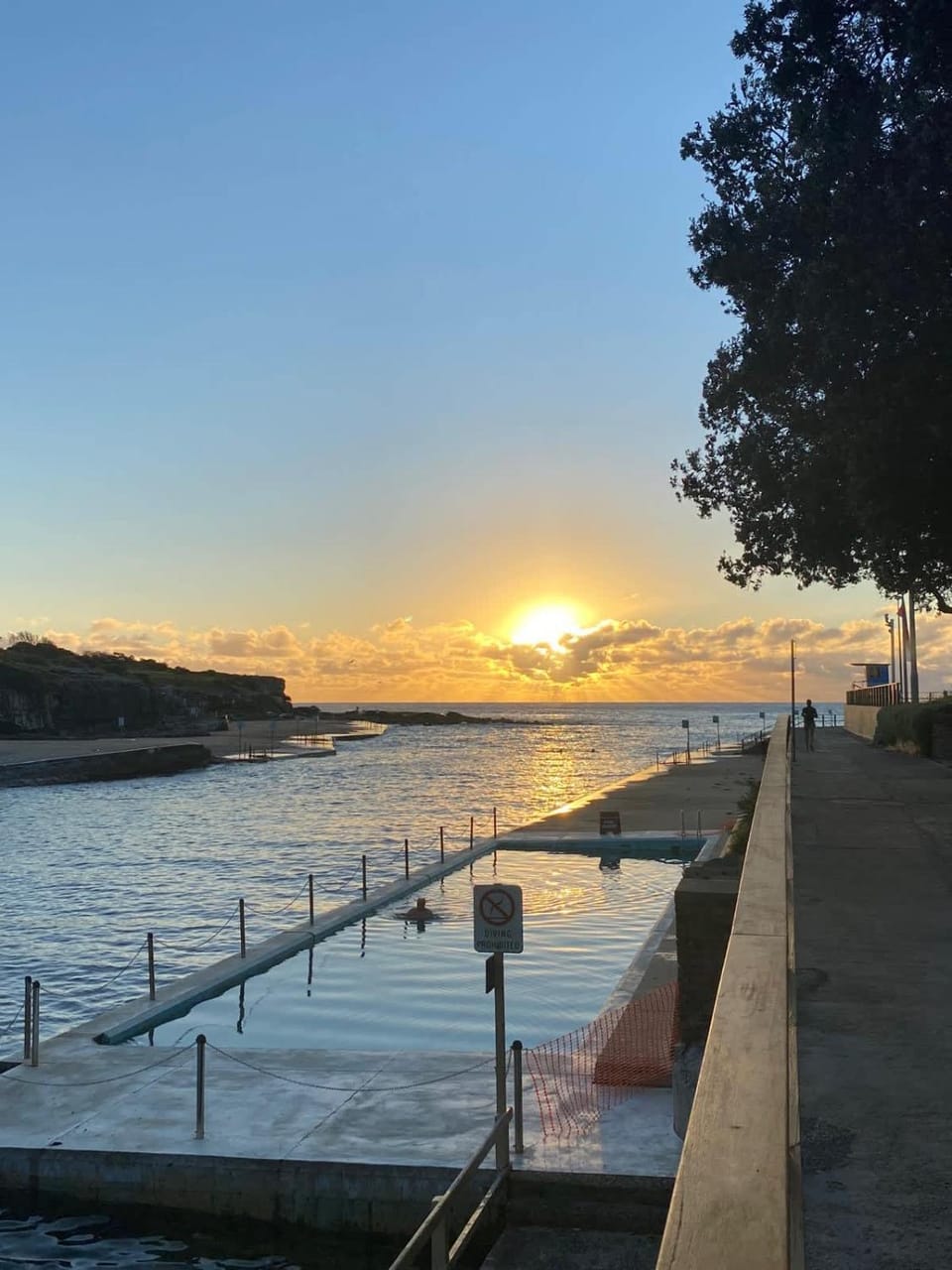 Clovelly Beach Escape - Walk to Beach - AC and Parking included House in Sydney