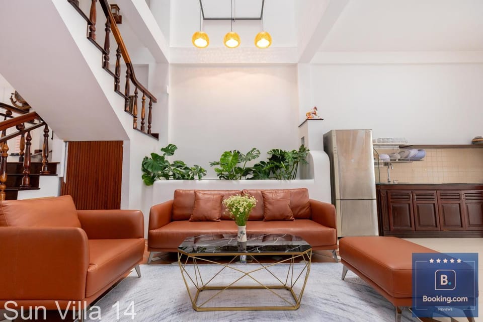Restaurant/places to eat, Living room