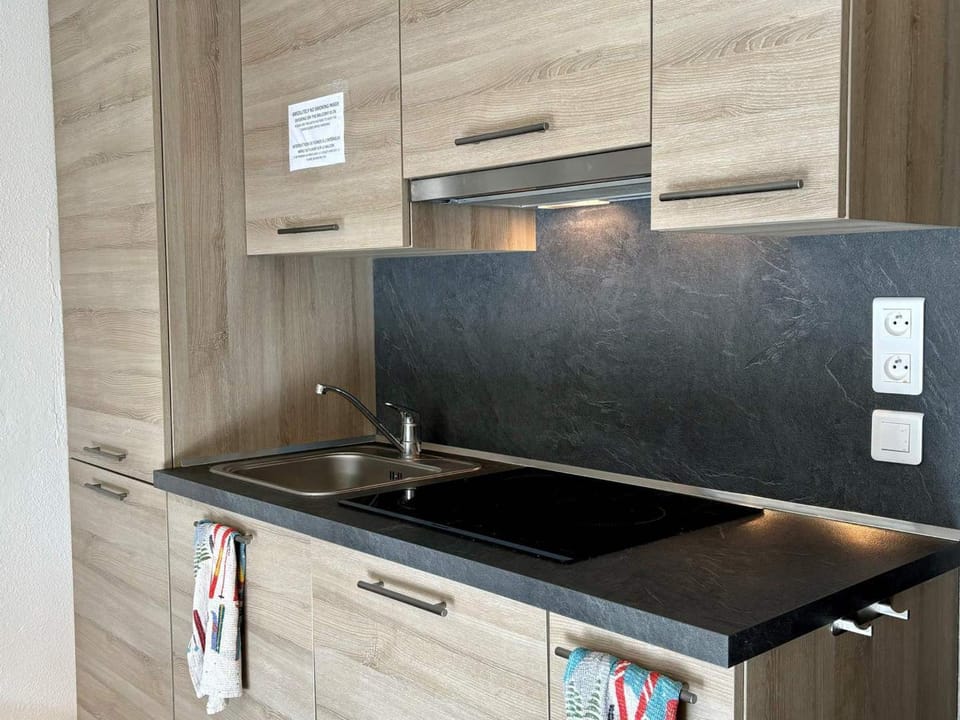 Appartement rénové 6 pers au cœur de Valfréjus - FR-1-265-373 Apartment in Piedmont