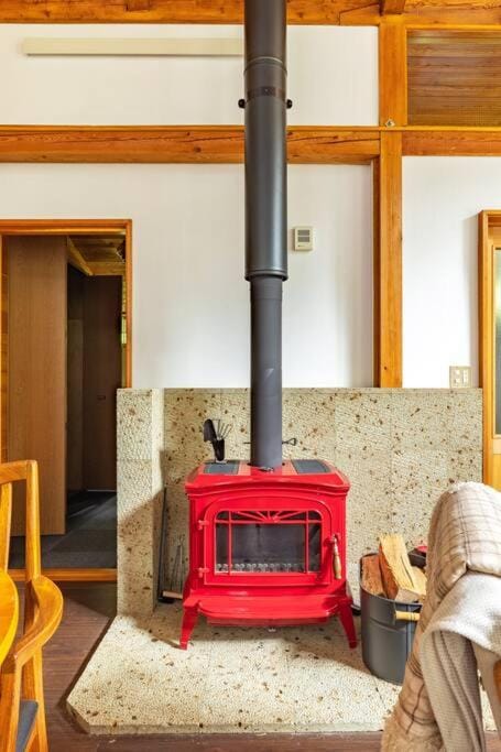 那須プレミアムハウス 高級感あふれる内装 カラオケ 卓球 薪ストーブ House in Japan