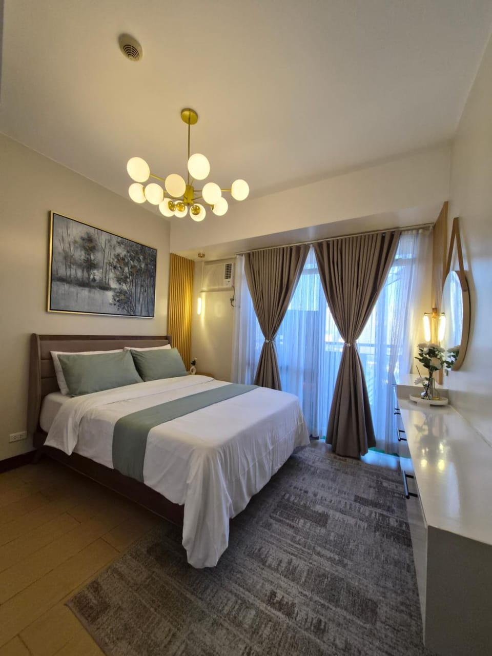 Cozy 2BR 2BA 2 Balconies Manhattan Heights Cubao Apartment in Pasig