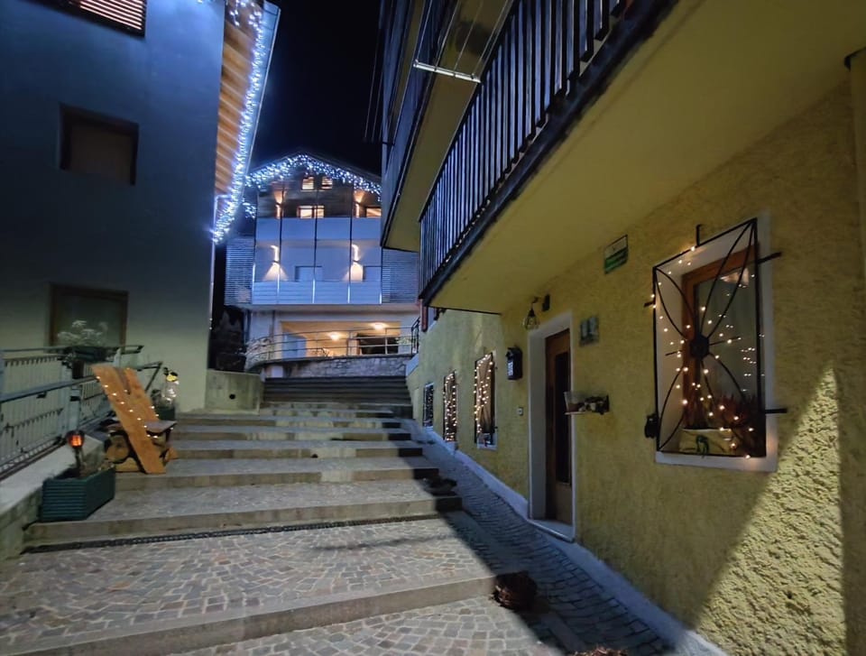 Property building, Night