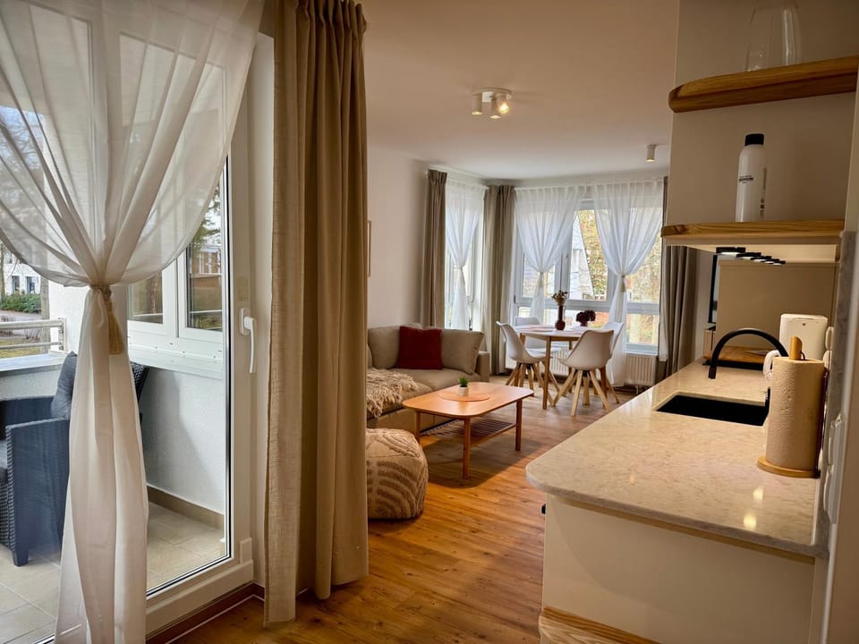 Kitchen or kitchenette, Living room, Photo of the whole room, Seating area, Dining area