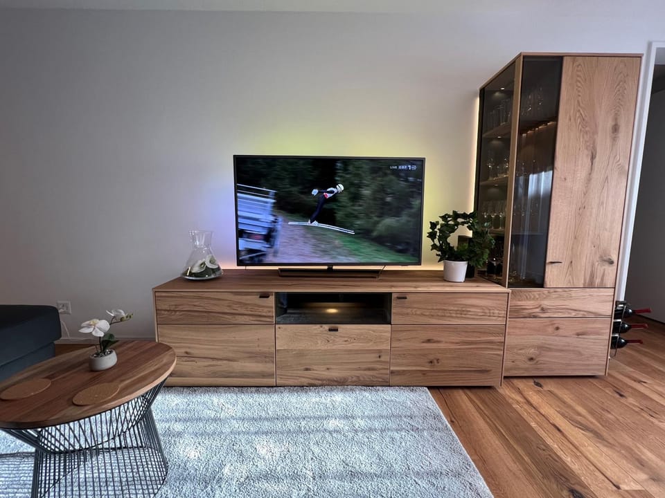 Communal lounge/ TV room, TV and multimedia, Evening entertainment