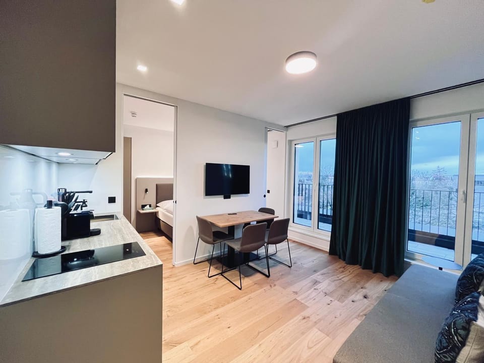 Kitchen or kitchenette, Living room