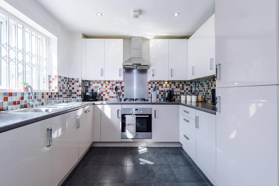 Kitchen or kitchenette, oven, stove, toaster