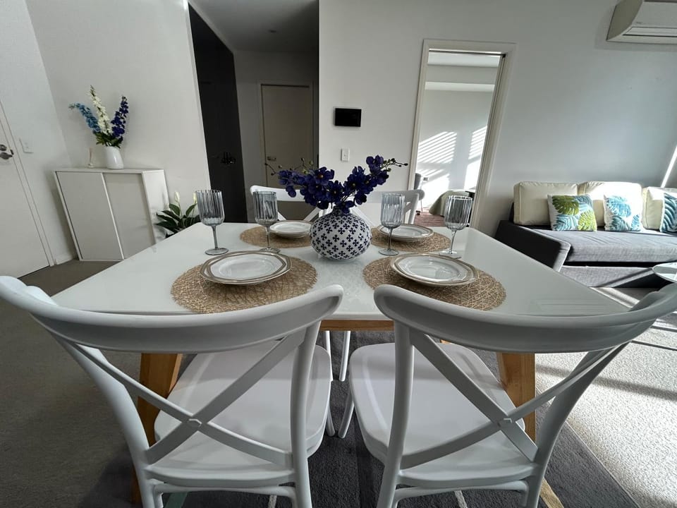 Urban Surf Garden Hideaway Apartment in Sydney