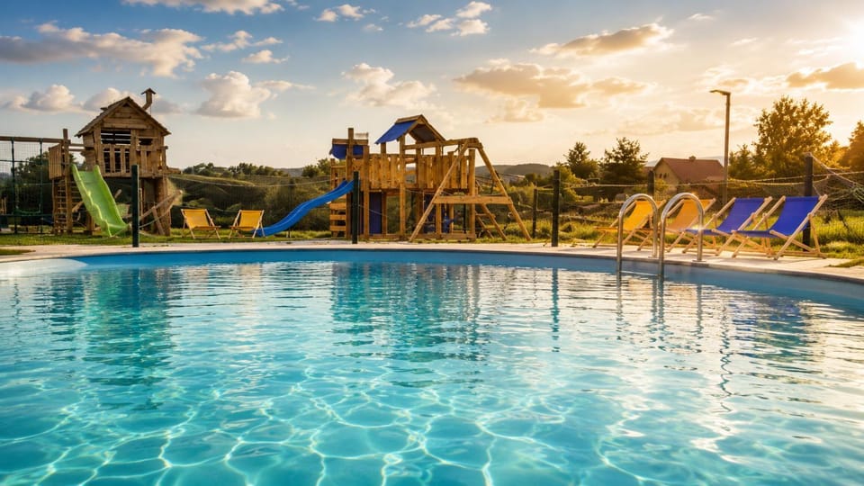 Swimming pool