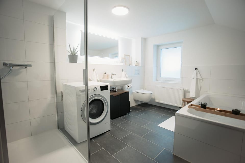 Shower, Toilet, Bathroom, Bath, washing machine
