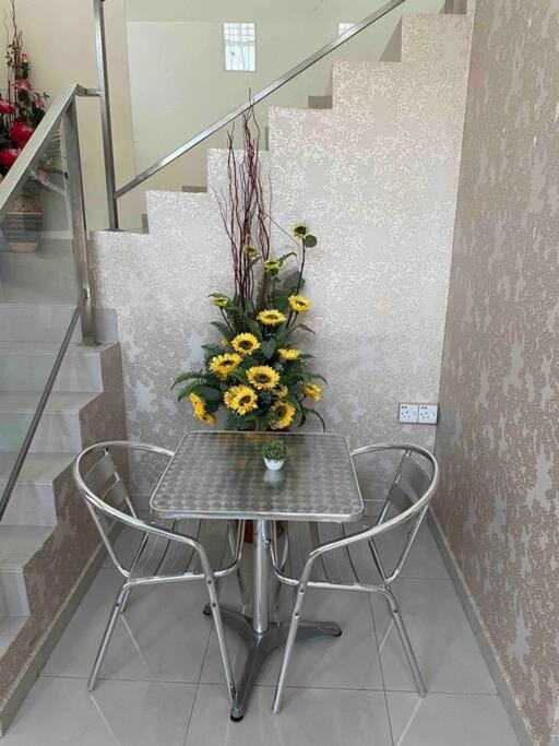 Bungalow in exclusive area House in Penang