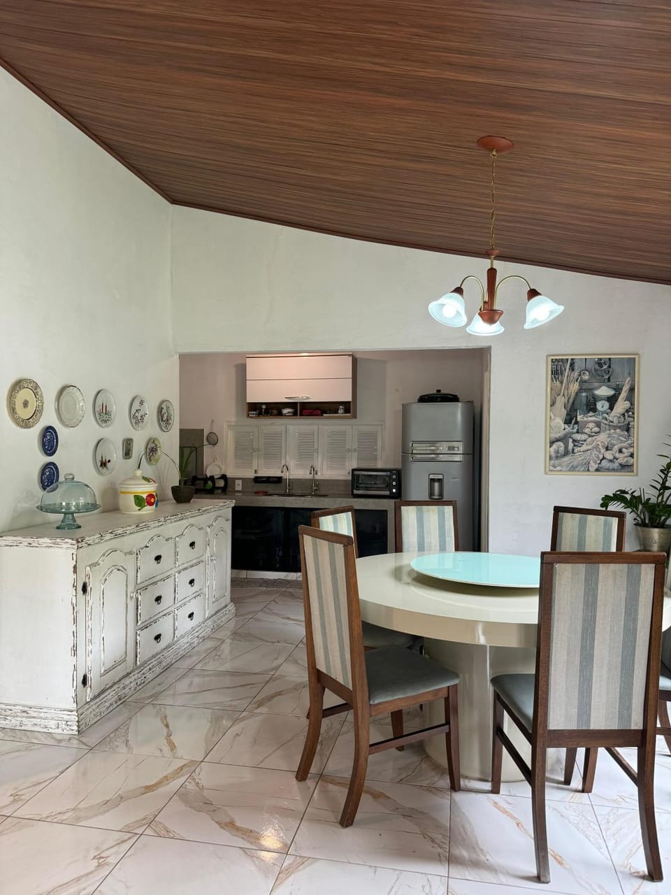 Kitchen or kitchenette, Dining area, oven, stove