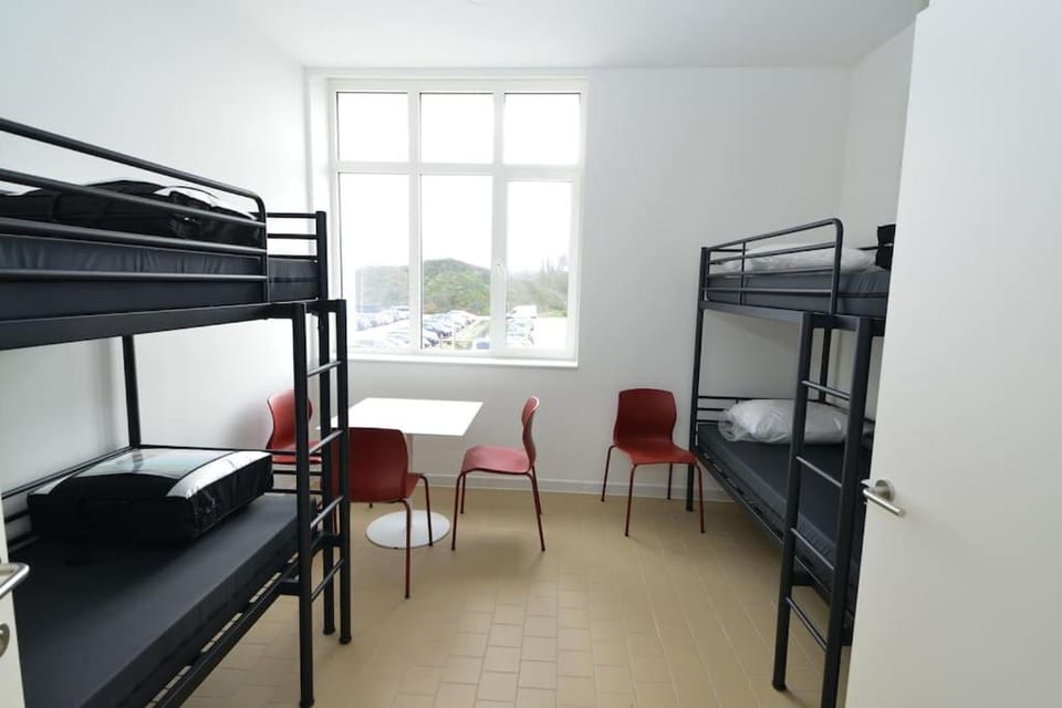 Shower, Bathroom, Bedroom, bunk bed