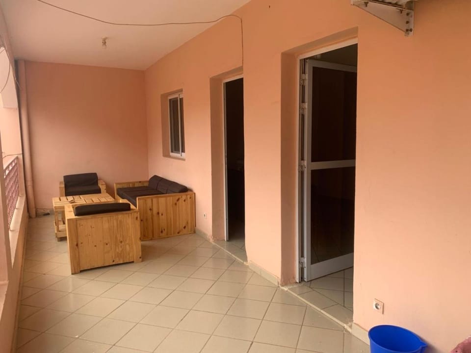 Joli appartement a saly pres de barracuda Apartment in Saly