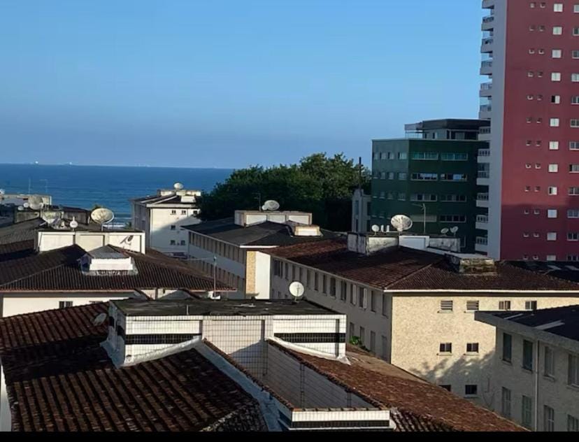 Apto com vista parcial para o mar Apartment in State of São Paulo