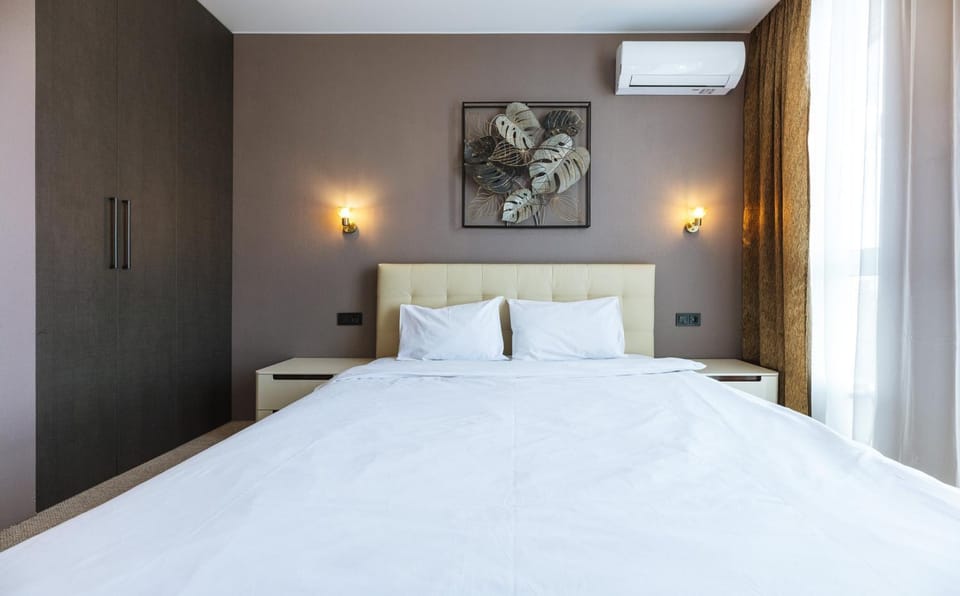 Bed, Photo of the whole room, Bedroom, air conditioner