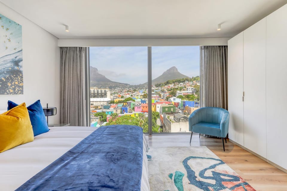 Natural landscape, Photo of the whole room, Bedroom, Mountain view