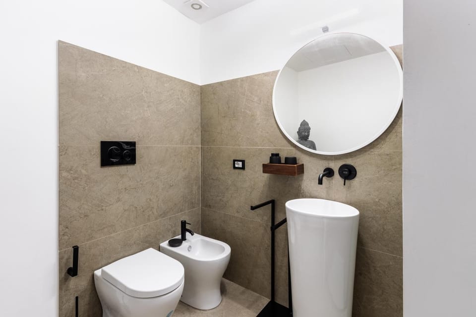 Toilet, Bathroom