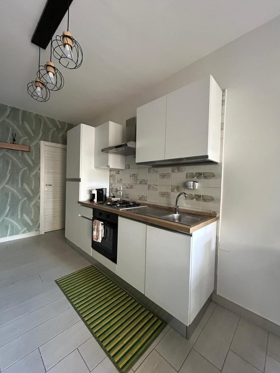 Kitchen or kitchenette, dishwasher, oven, kitchen, air conditioner