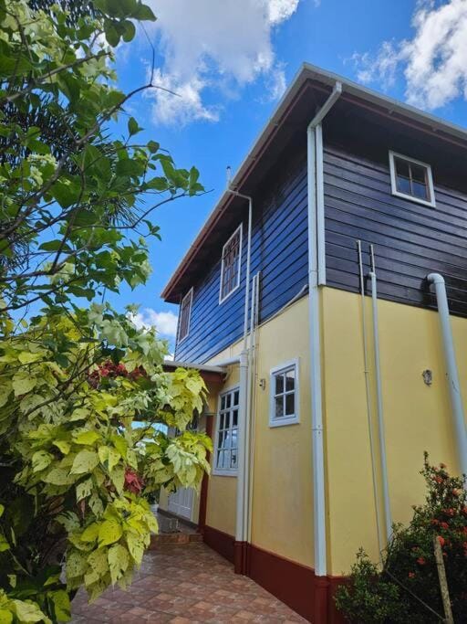 Jardin Damon House in Caribbean
