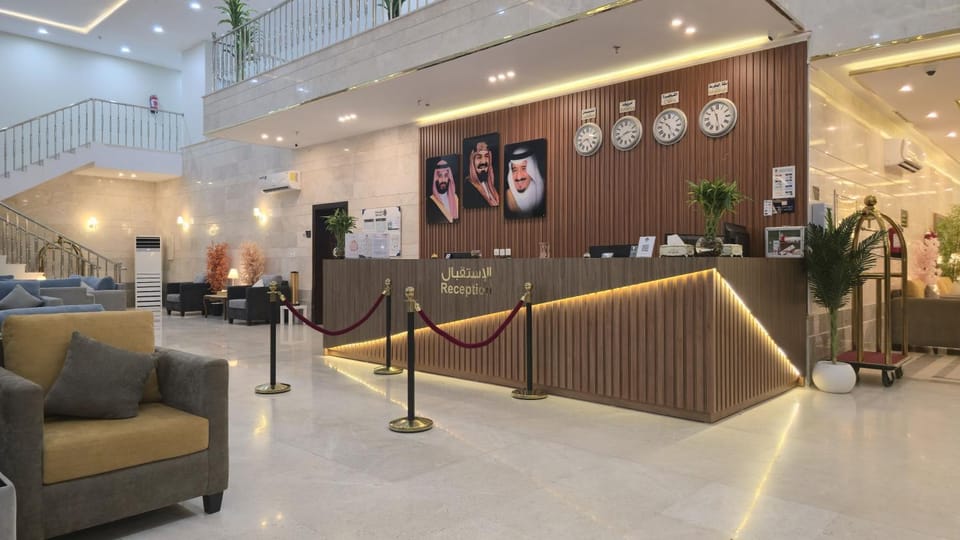Lobby or reception, Seating area
