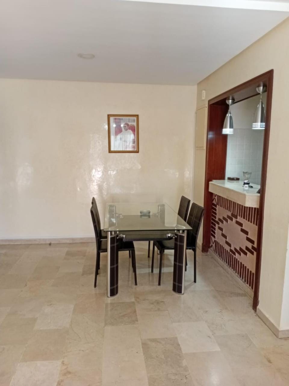 Seating area, Dining area