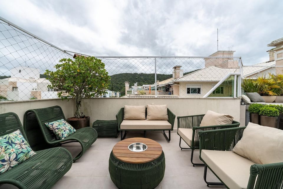 Apto Éden 300m da praia by Achei Florianópolis Apartment in Florianopolis