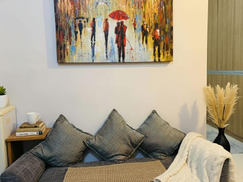 Heart of BGC Apartment in Makati