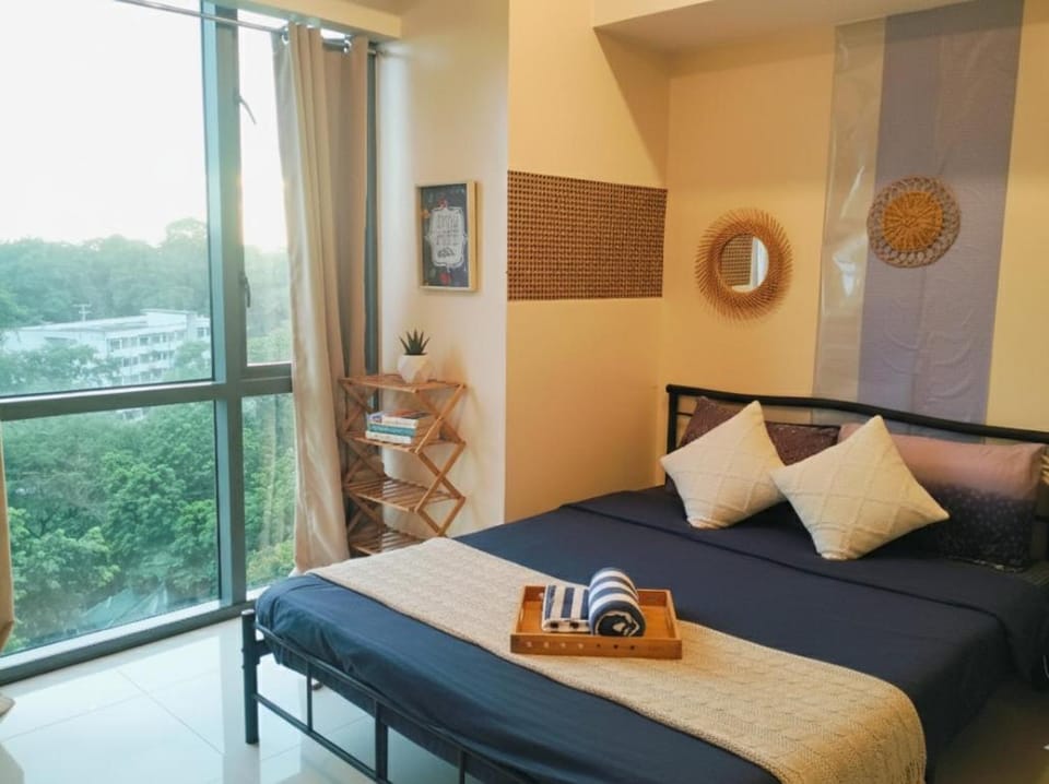 Cozy Home in BGC Apartment in Makati