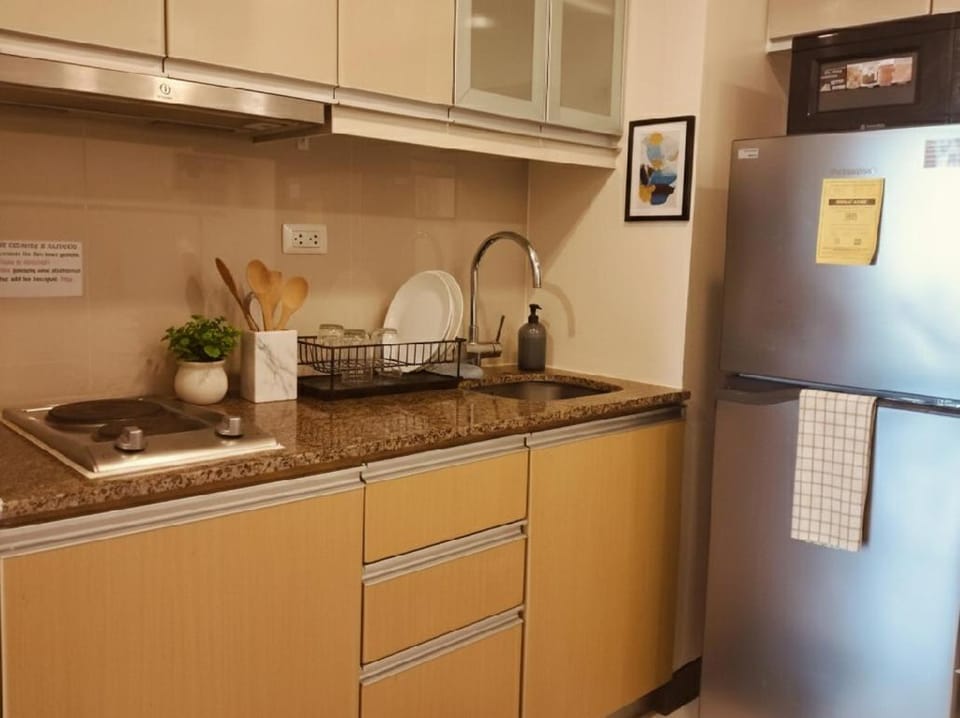 Cozy Home in BGC Apartment in Makati