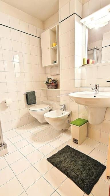 Toilet, Bathroom, bidet