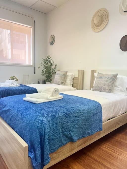 Bed, fireplace