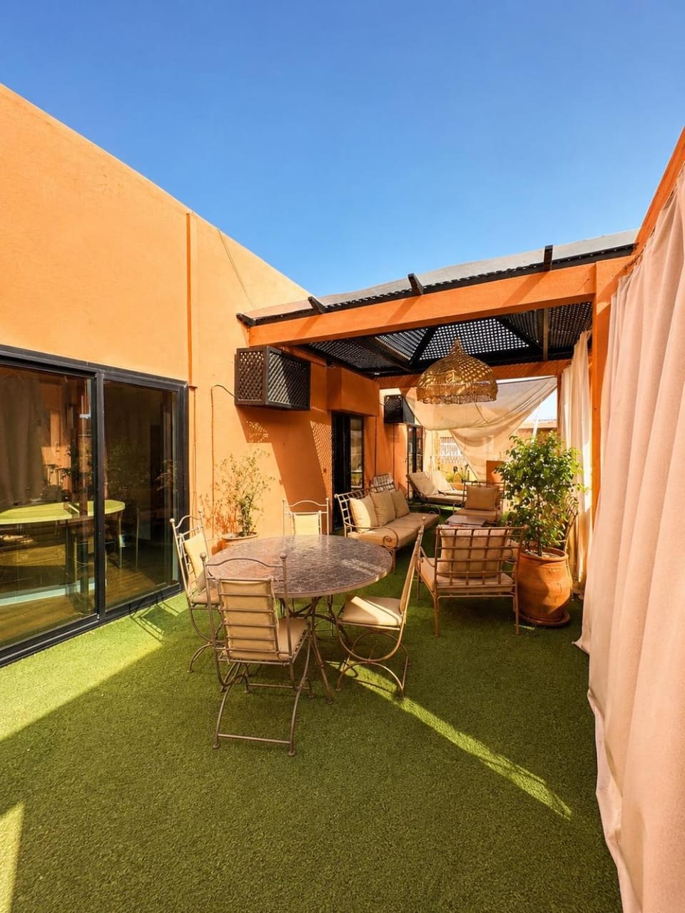 Magnifique 2 chambres Terrasse et Wifi à Marrakech Apartment in Marrakesh