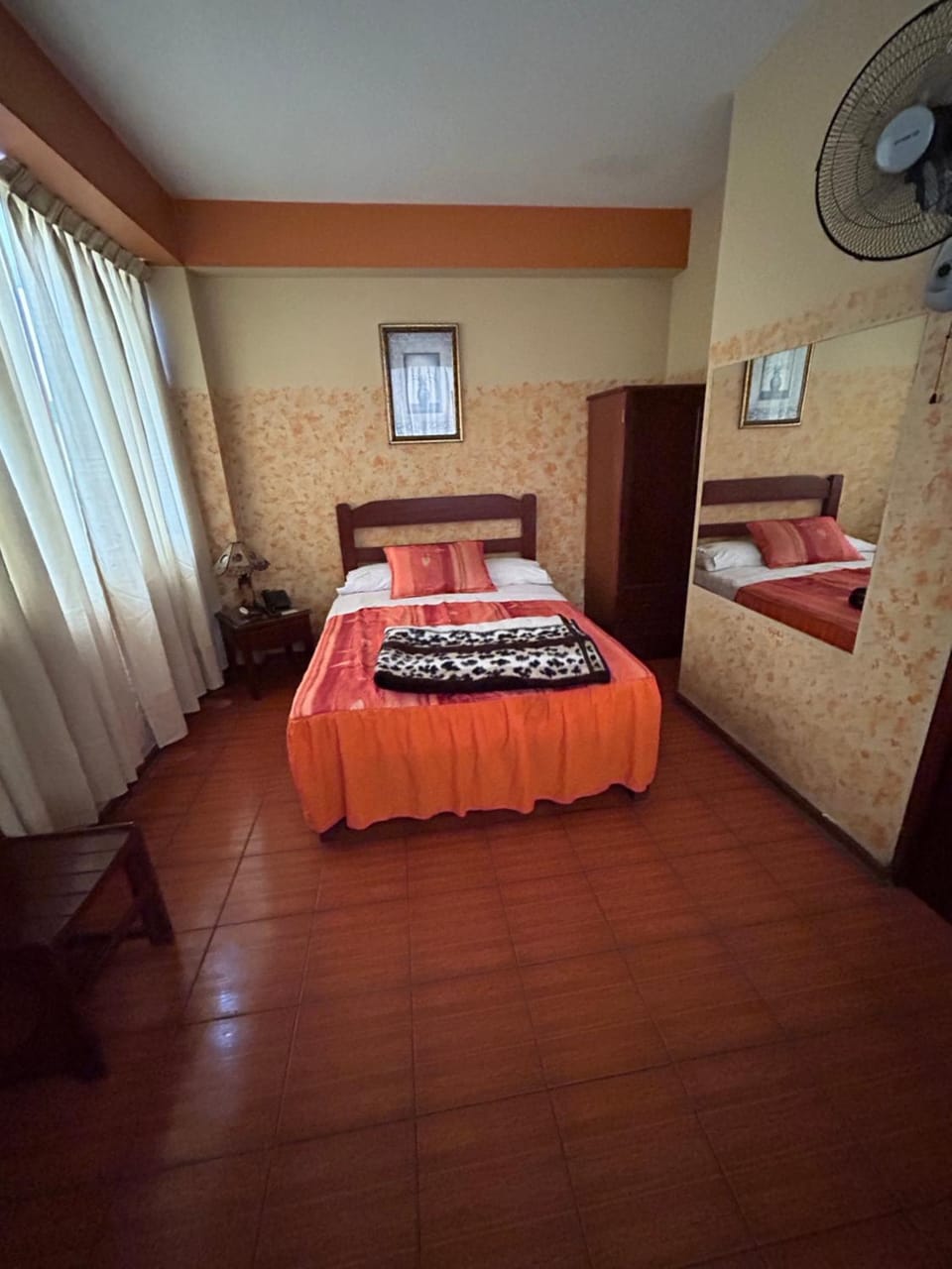 Aquarium Bed and Breakfast in Lima