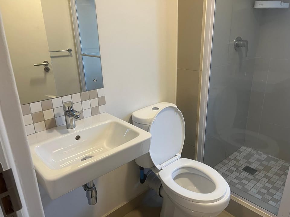 Toilet, Bathroom