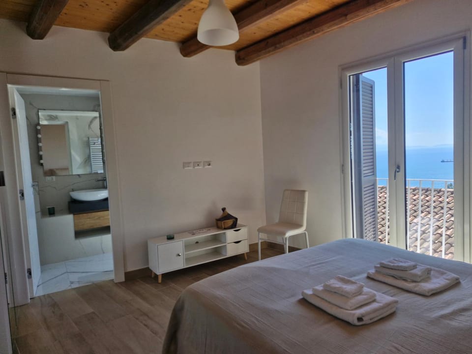 Bathroom, View (from property/room), Bedroom