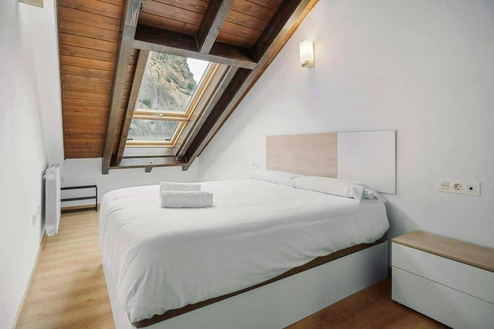 LINA by Cardi Suites. Apartment in Aragon