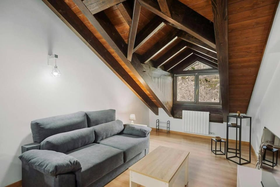 LINA by Cardi Suites. Apartment in Aragon