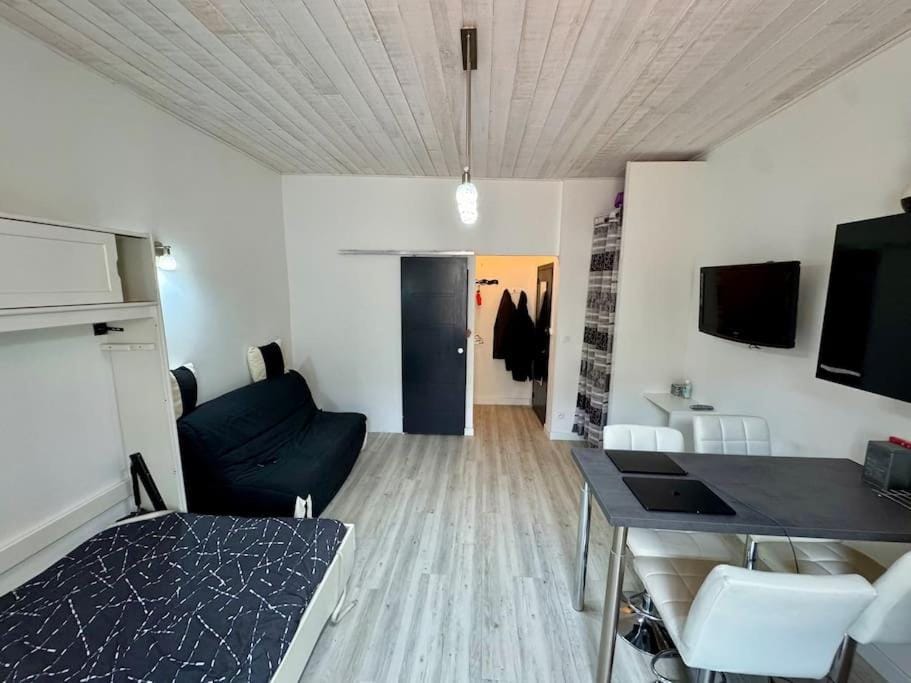 Studio Océan Bleu Apartment in Les Sables-d'Olonne