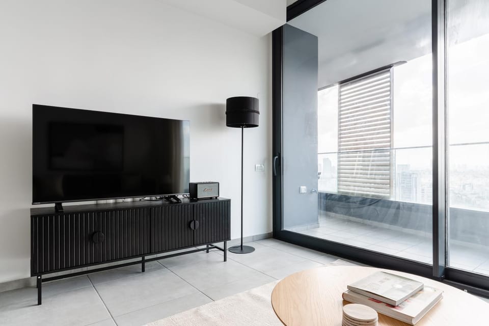 Communal lounge/ TV room, TV and multimedia, Living room, Seating area