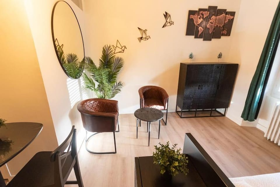 L'Exotique - Hypercentre - Gare Apartment in Angers