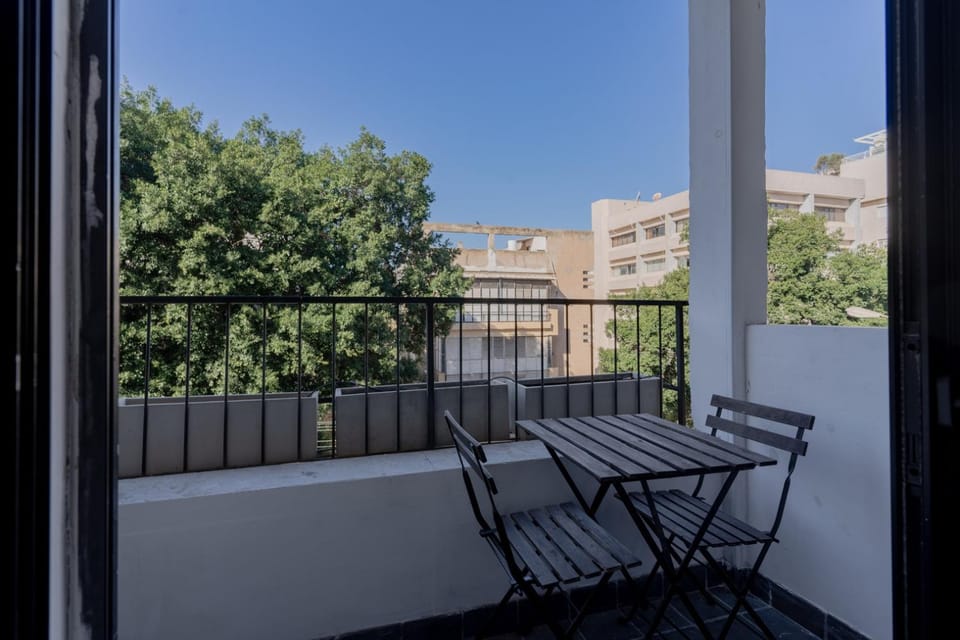 View (from property/room), Balcony/Terrace, Dining area