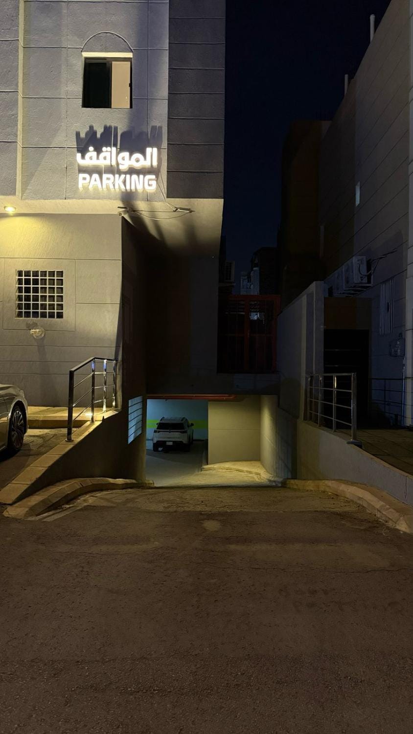 Property building, Night
