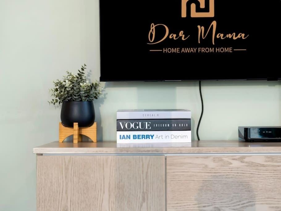 Dream Location - Luxury and Comfort in Dubai Apartment in Dubai